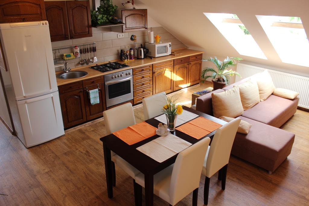 Orange Loft Apartment Kájov